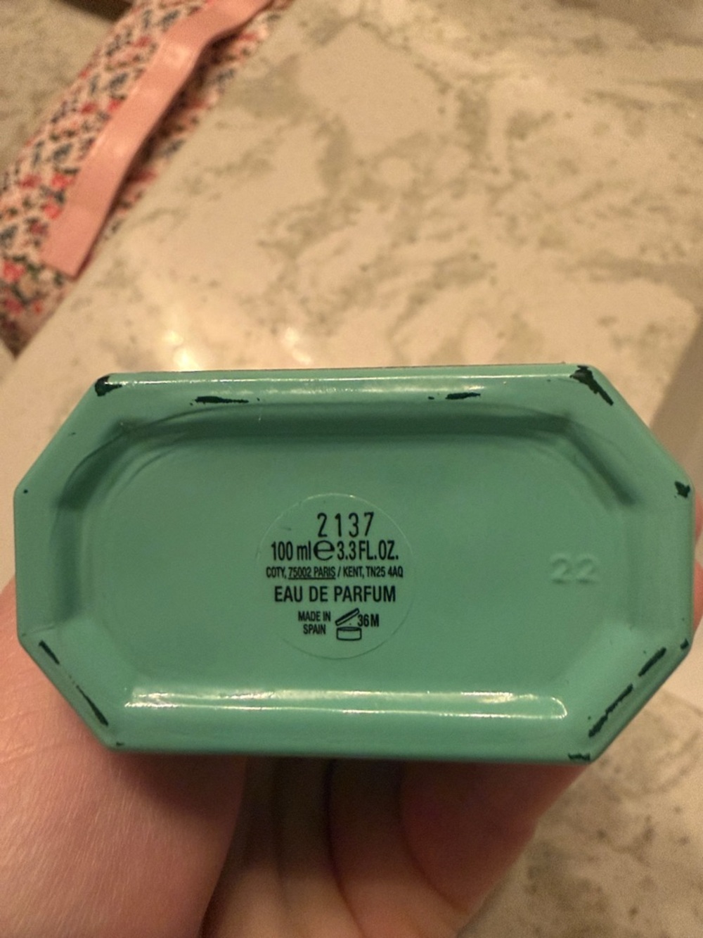 Empty Gucci perfume bottle - Picture 3 of 3